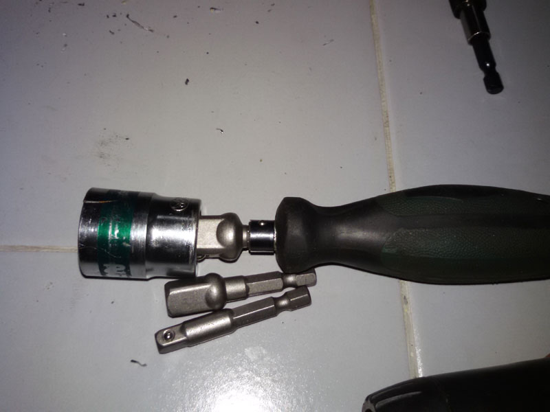 AD01 ข้อต่อไขควงแกนหกเหลี่ยม 1/4 เข้ากับลูกบล็อค ยกชุด 3 ขนาด สำหรับบล็อค 1/4 นิ้ว , 3/8 นิ้ว, 1/4 นิ้ว