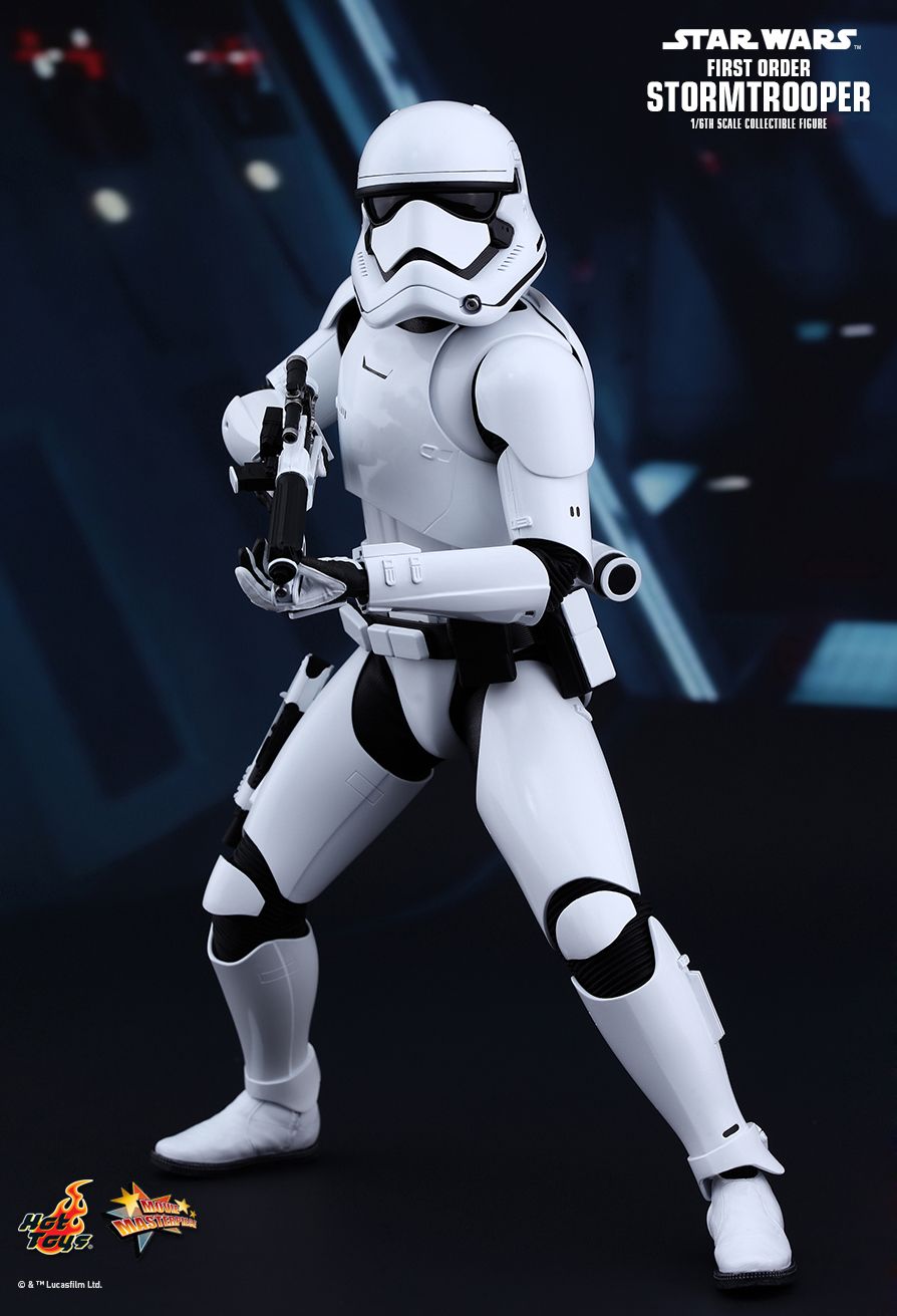 Hot Toys MMS317 STAR WARS: THE FORCE AWAKENS - FIRST ORDER STORMTROOPER