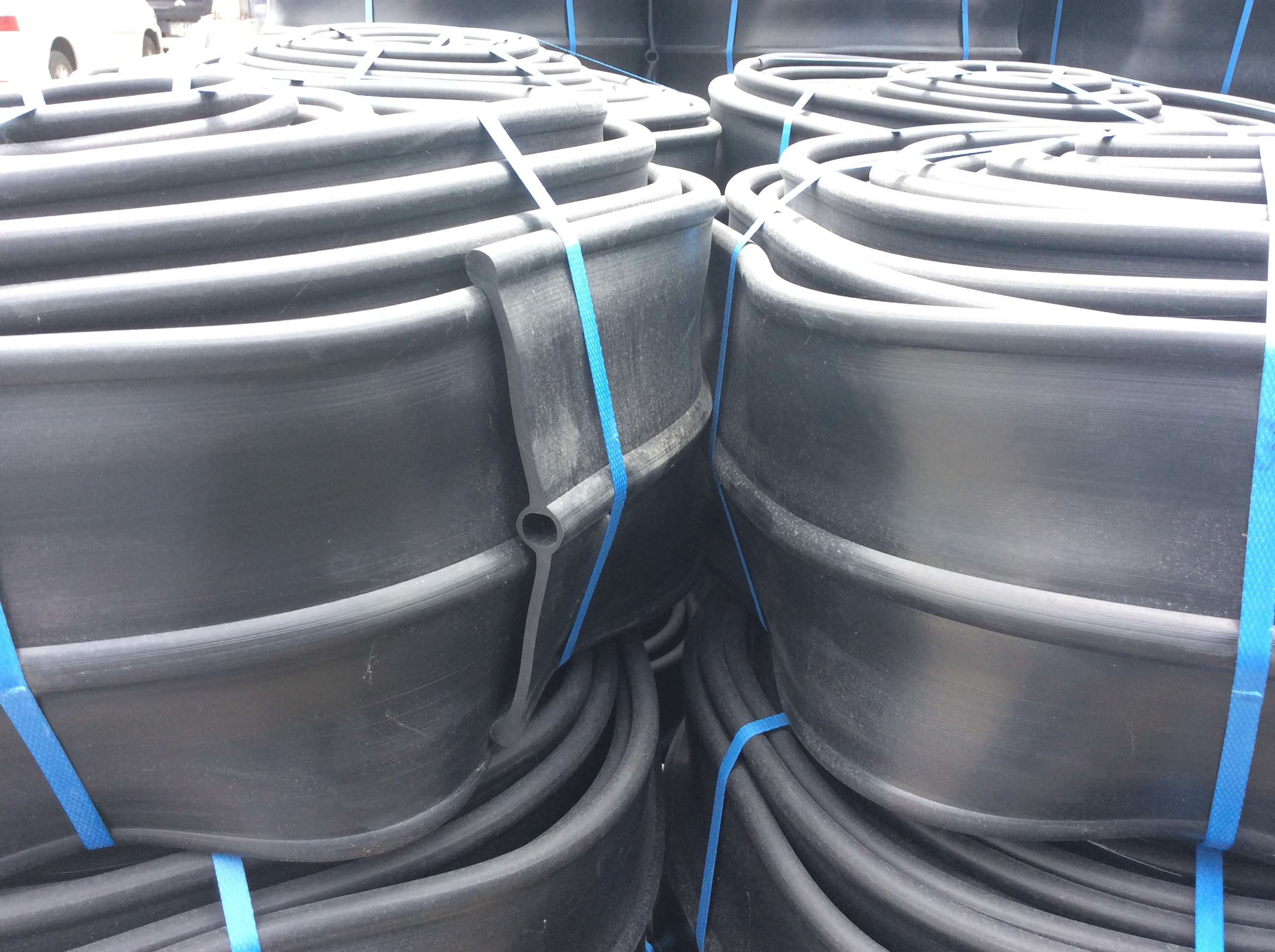 A6a-XL PVC Waterstop 6 นิ้ว 3 ปุ่ม หนา 5 มม.(30 เมตร)