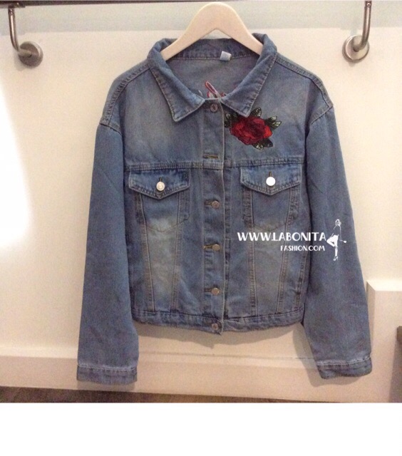 เสื้อยีนส์ แจ็คเก็ตยีนส์ ปักลายนกกระเรียนและดอกไม้