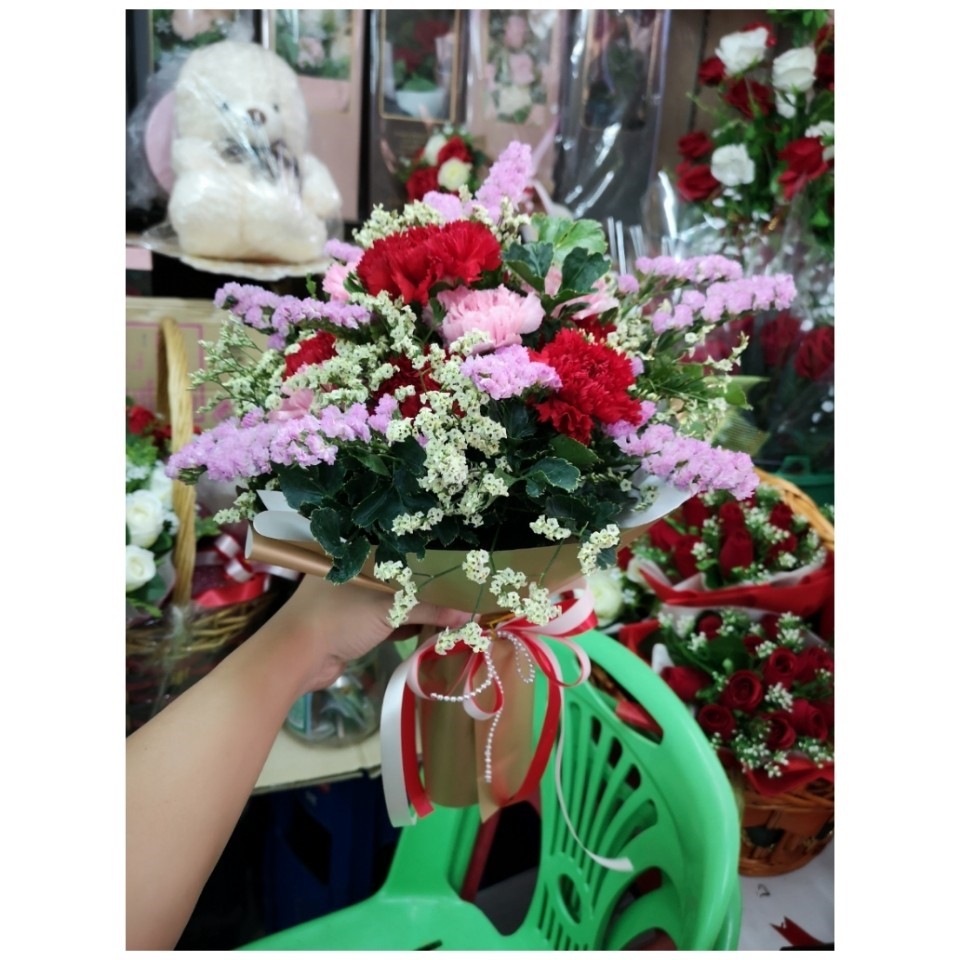 ช่อดอกคาร์เนชั่น