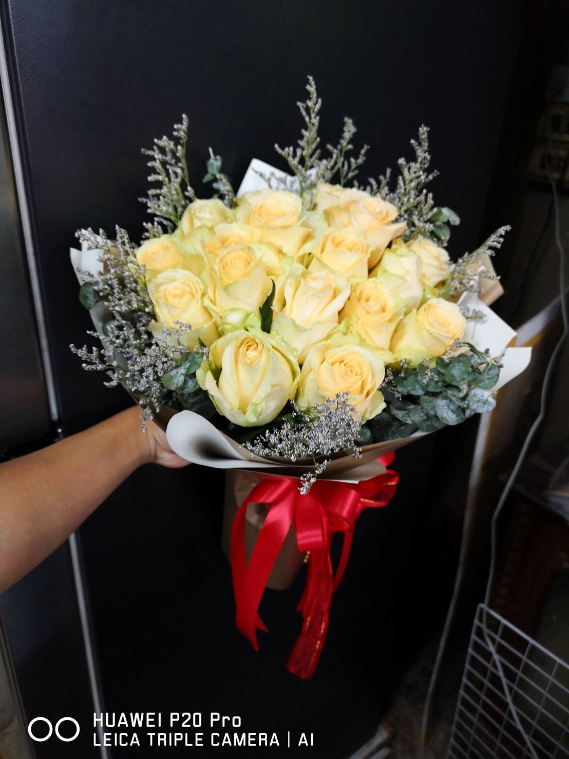 ช่อดอกกุหลาบโอรส มอบให้คนที่คุณรัก ทรงกลม