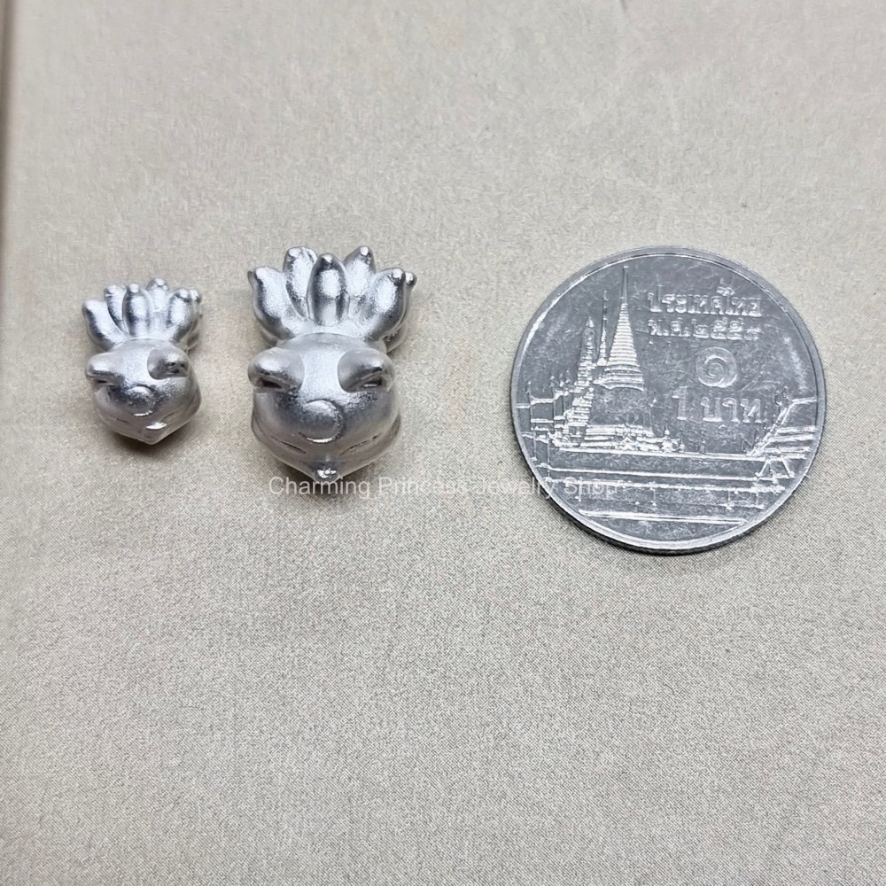 จิ้งจอกเก้าหาง เป็นเสน่ห์ต่อเพศตรงข้าม ชาร์ม เงินแท้ 99.99% ตัวคั่นสร้อยข้อมือ ชาร์มเงินแท้ 99.99% กว้าง 10 มม ยาว 15 มม