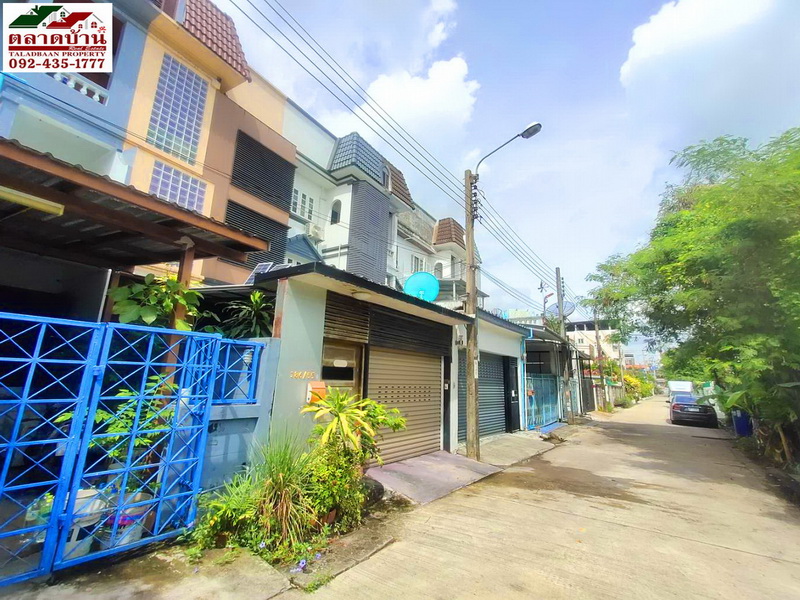 ทาวน์โฮม 3.5 ชั้น 29 ตร.ว. ซ.ลาดพร้าว 87 วังทองหลาง กทม. บ้านสวยเล่นระดับ แนวรถไฟฟ้าสายสีเหลือง บ้านหน้ากว้าง 5 เมตร โครงสร้างแข็งแรง