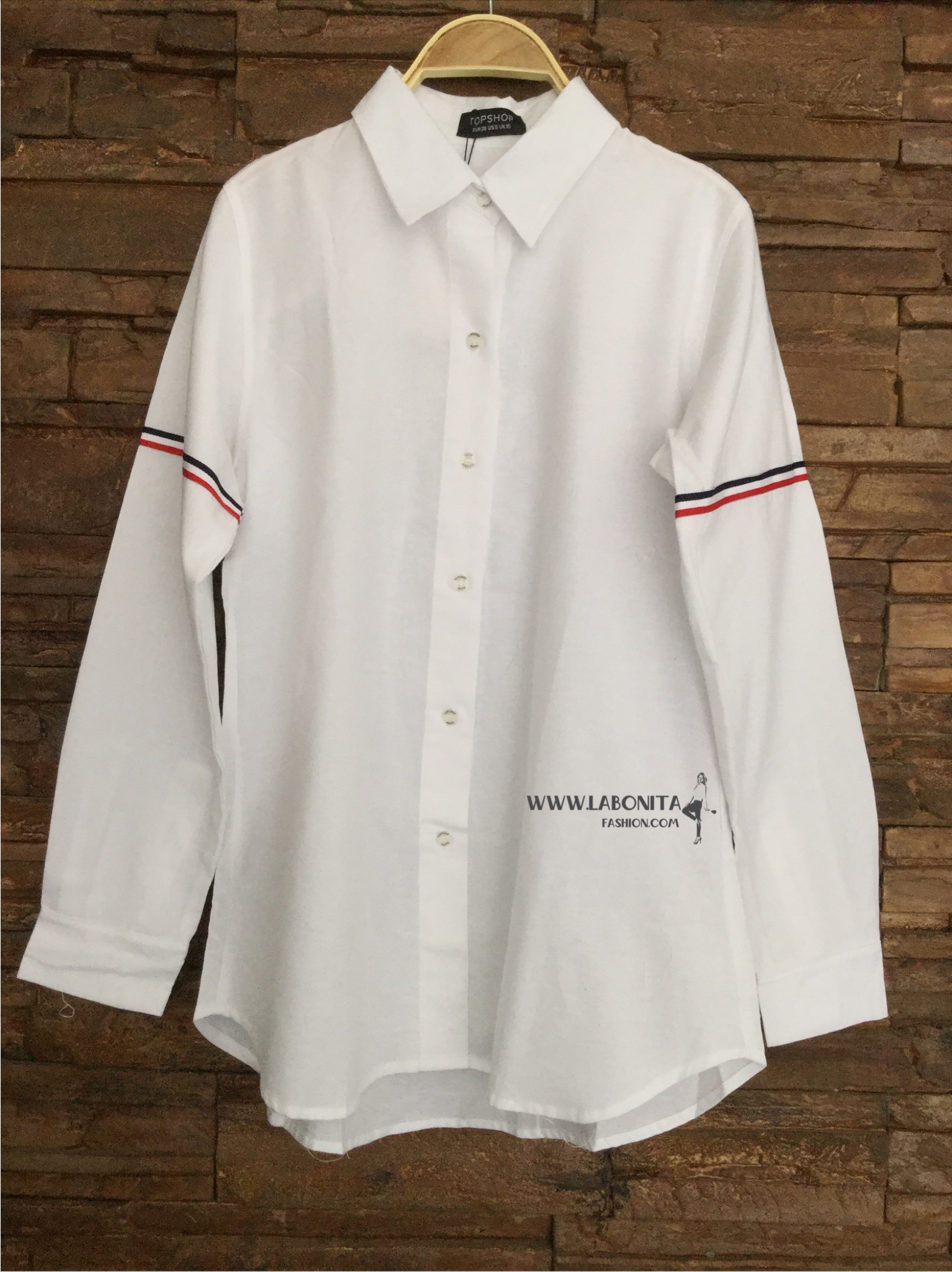 Topshop Shirt เสื้อเชิ้ต ดีไซน์ เกร๋ๆ ชิคๆ ด้วยแทบตรงแขน