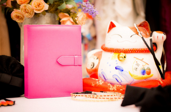 หนังสือใส่ต่างหู Book of Jewelry สำหรับพกพา ใส่ได้มากกว่า 42 คู่ (เจาะเพิ่มได้อีก)_OB000