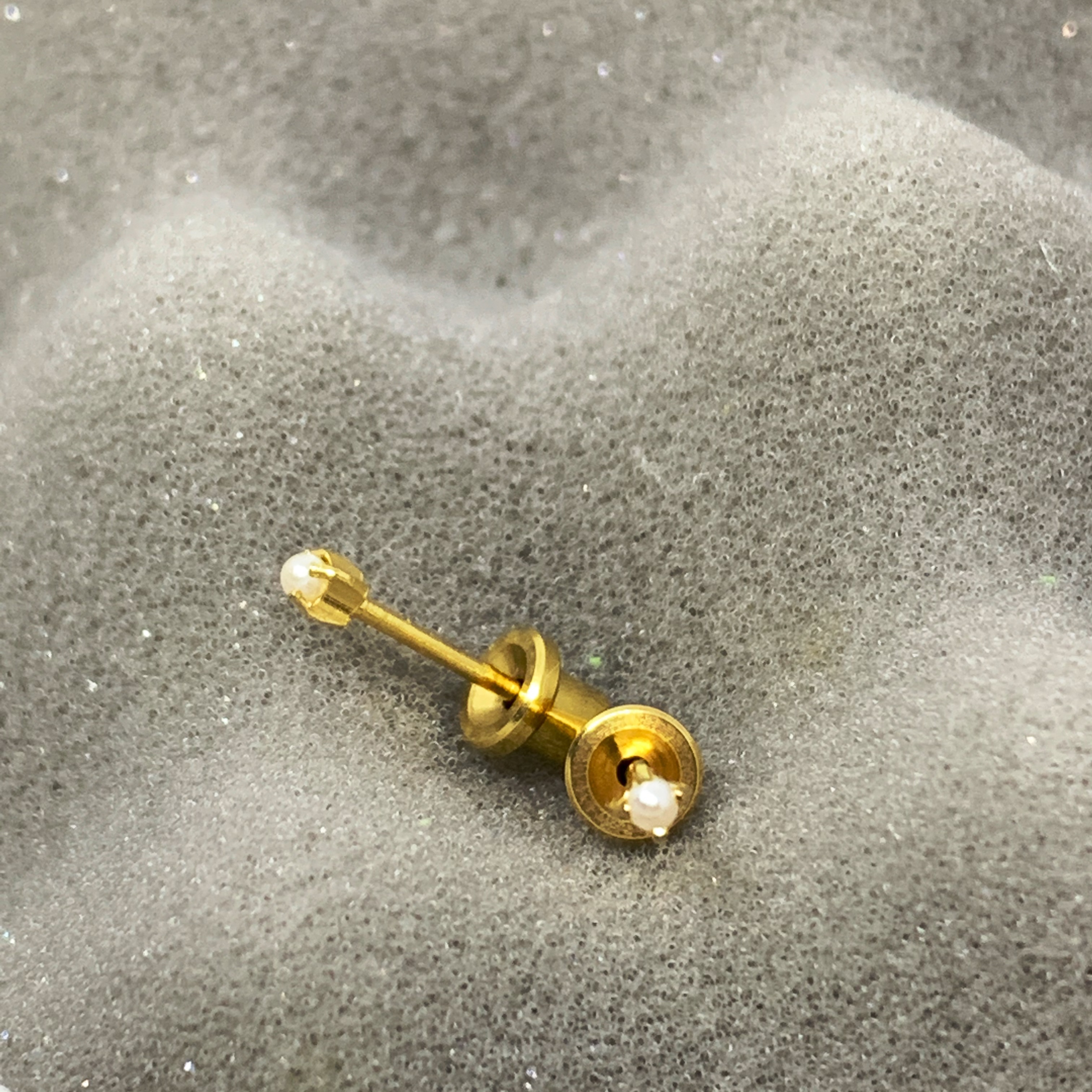 (สำหรับเจาะ)แป้นหมวก มุกก้านสีทอง Prong แพคเกจปลอดเชื้อ ปลอดภัย100%