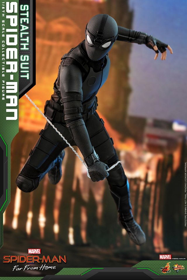 Hot Toys MMS540 Spider-Man: Far From Home - Spider-Man (Stealth Suit)