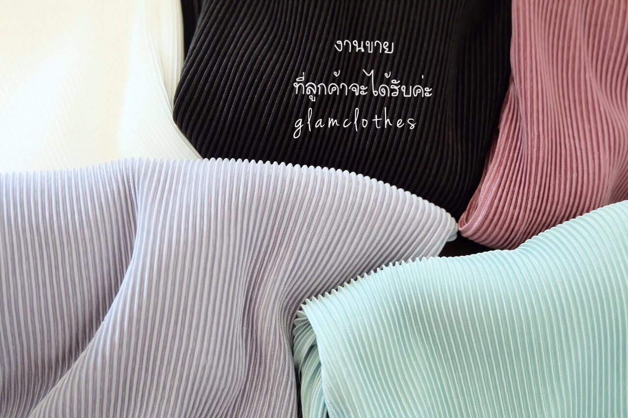 เสื้อแขนสั้นอัดพลีท เนื้อนิ่มบาง ใส่สบายในหน้าร้าน พูดเลยว่า ไม่อ้วนนะ ใส่แล้วผอมเพรียวค่า