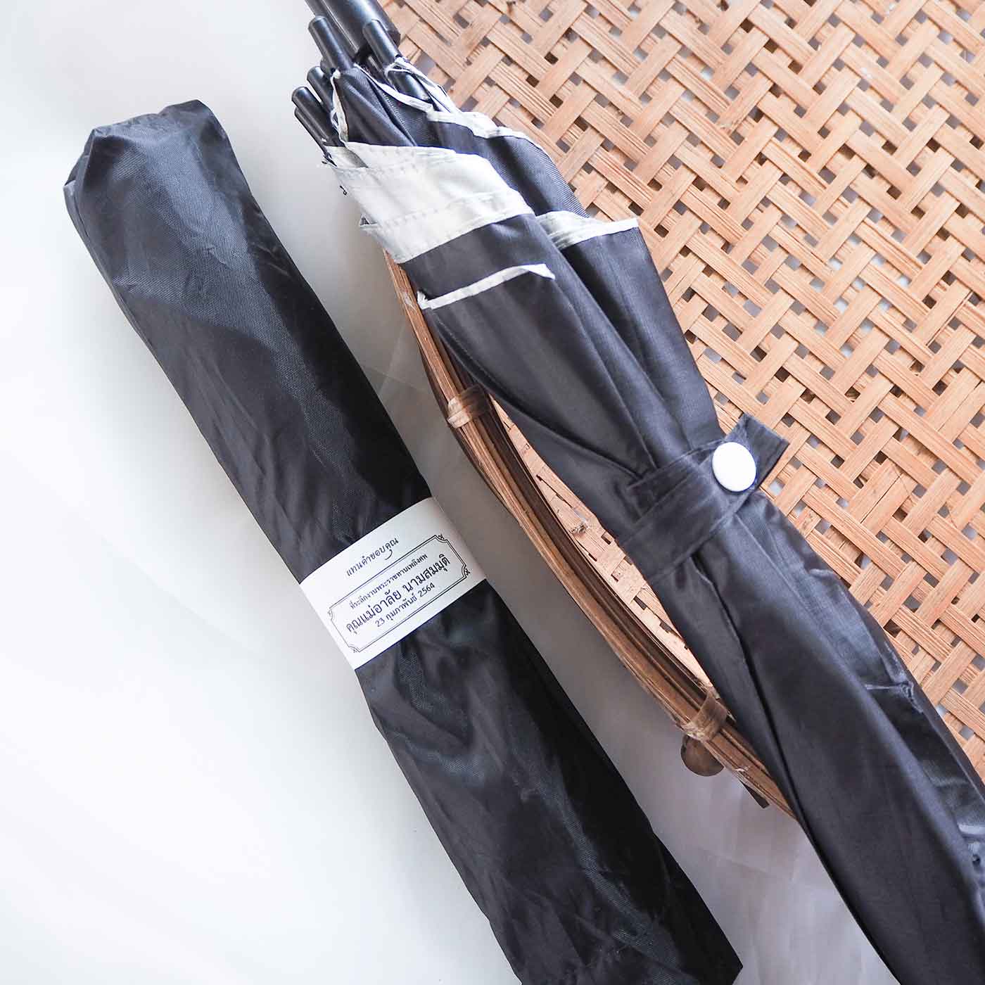 ร่มใหญ่ UV สีดำ (100ชิ้น)