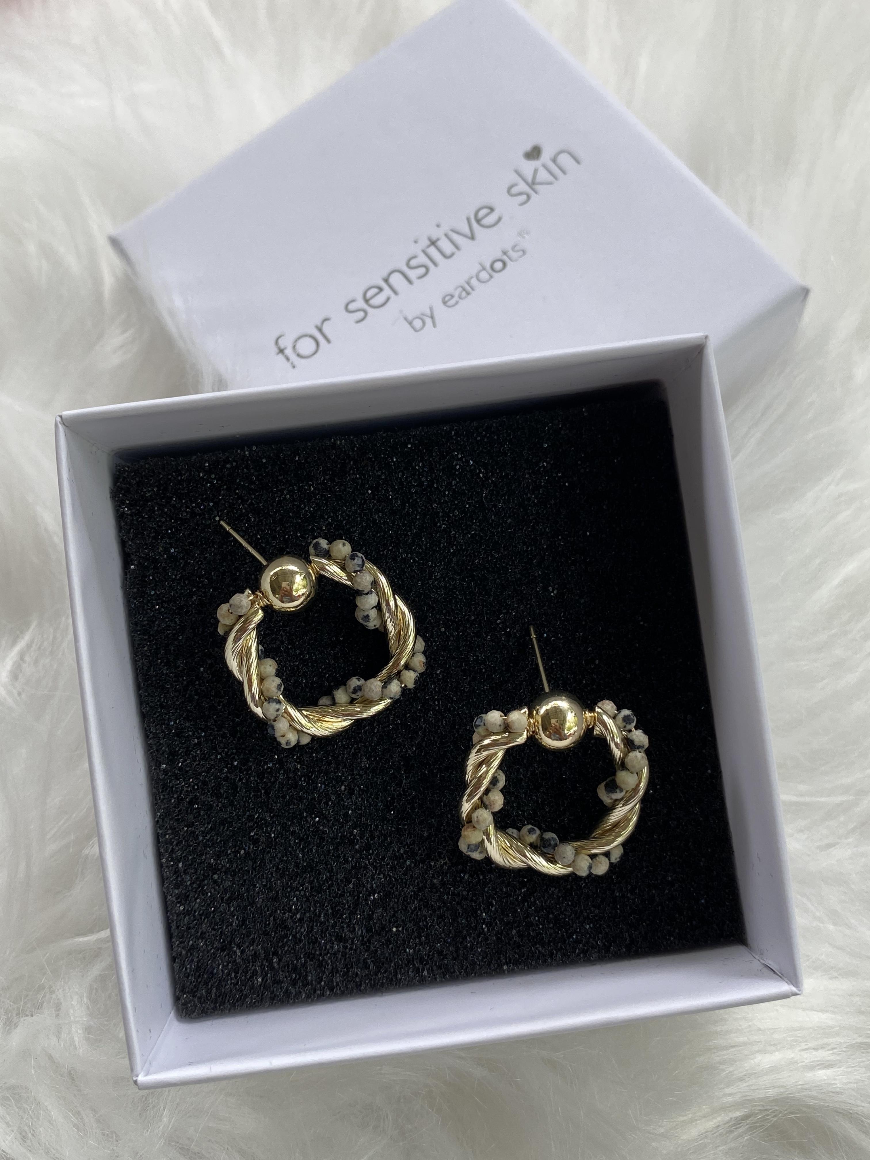 “เช็คสินค้าทัก line ก่อนโอนนะคะ”ต่างหูสำหรับผิวแพ้ง่าย ทอง 18K_Stone Pearl_EG982