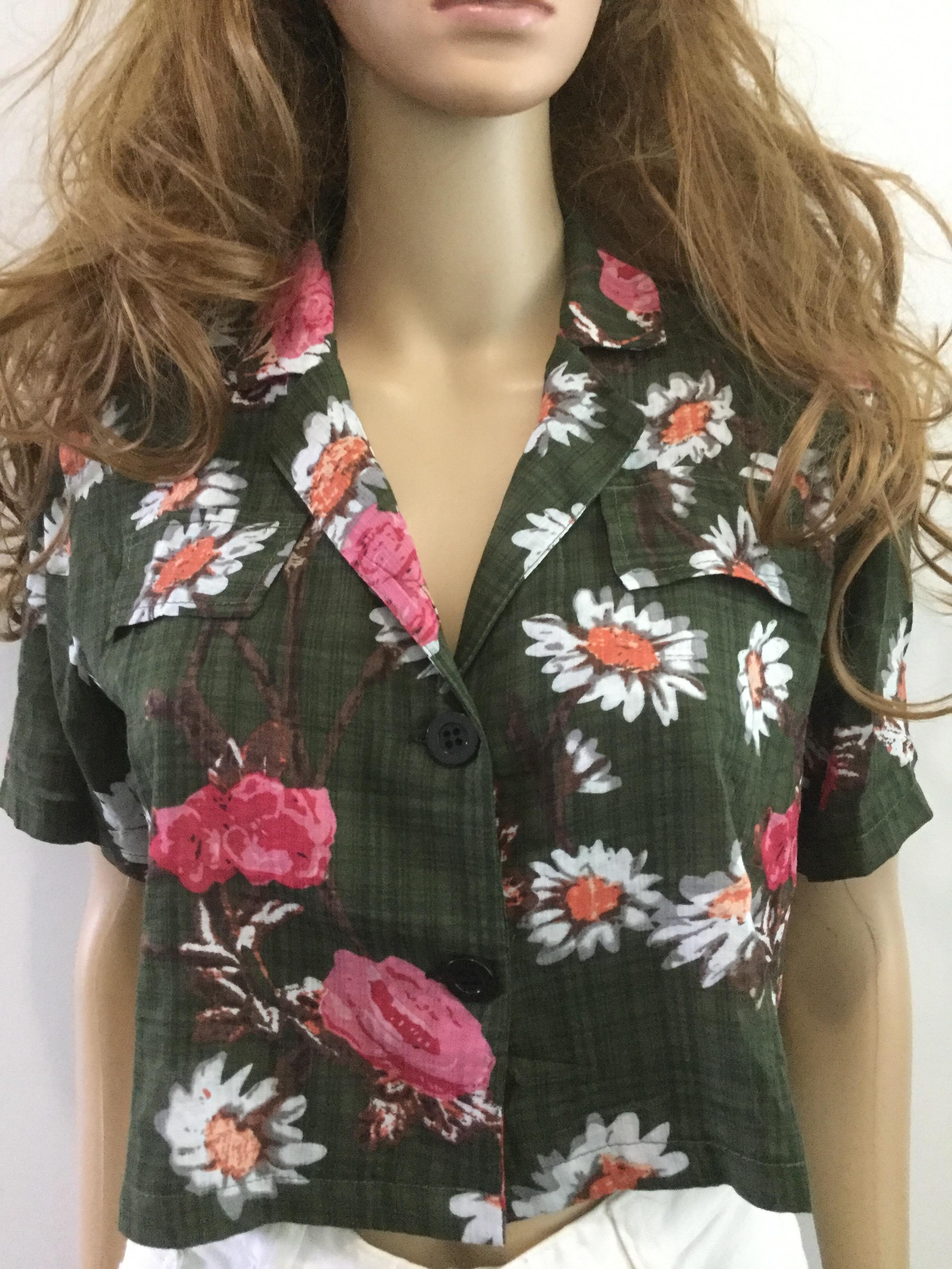 เสื้อฮาวายลายดอก สไตล์ ชิคๆคูลๆ