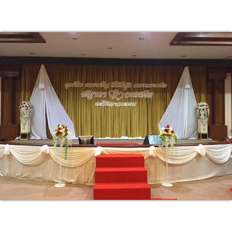 ซุ้มถ่ายภาพงานแต่ง 5 m x 2.4 m