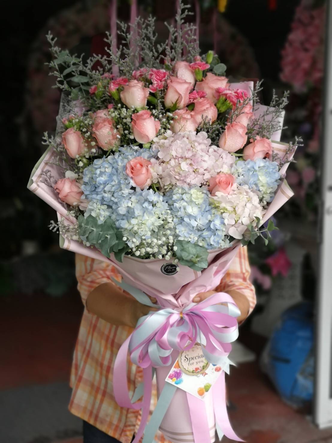 ช่อดอกไม้กุหลาบ ไฮเดรนเยีย โทนพาสเทล