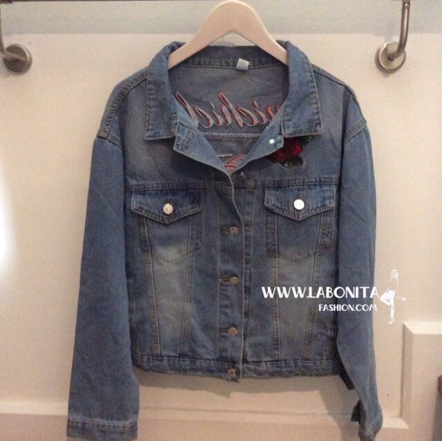 เสื้อยีนส์ แจ็คเก็ตยีนส์ ปักลายนกกระเรียนและดอกไม้