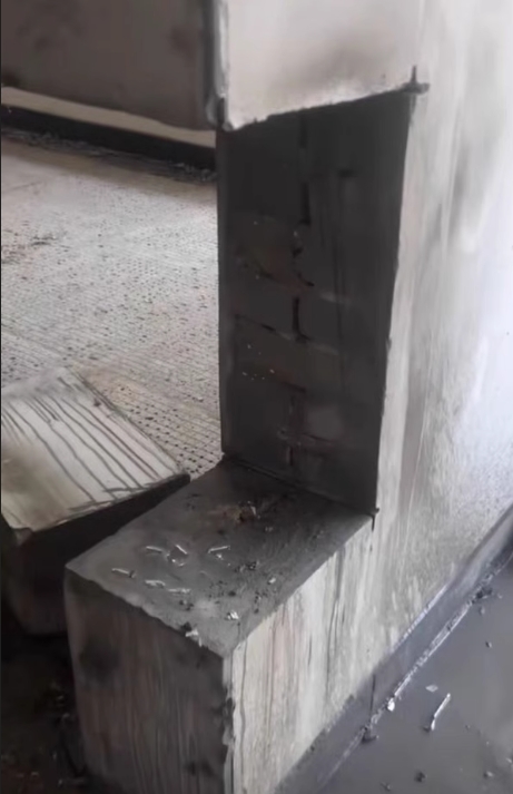 ES34 เลื่อยโซ่ตัดผนังปูน ขนาด 18 นิ้ว 7600 วัตต์ พร้อมปั๊มน้ำหล่อ