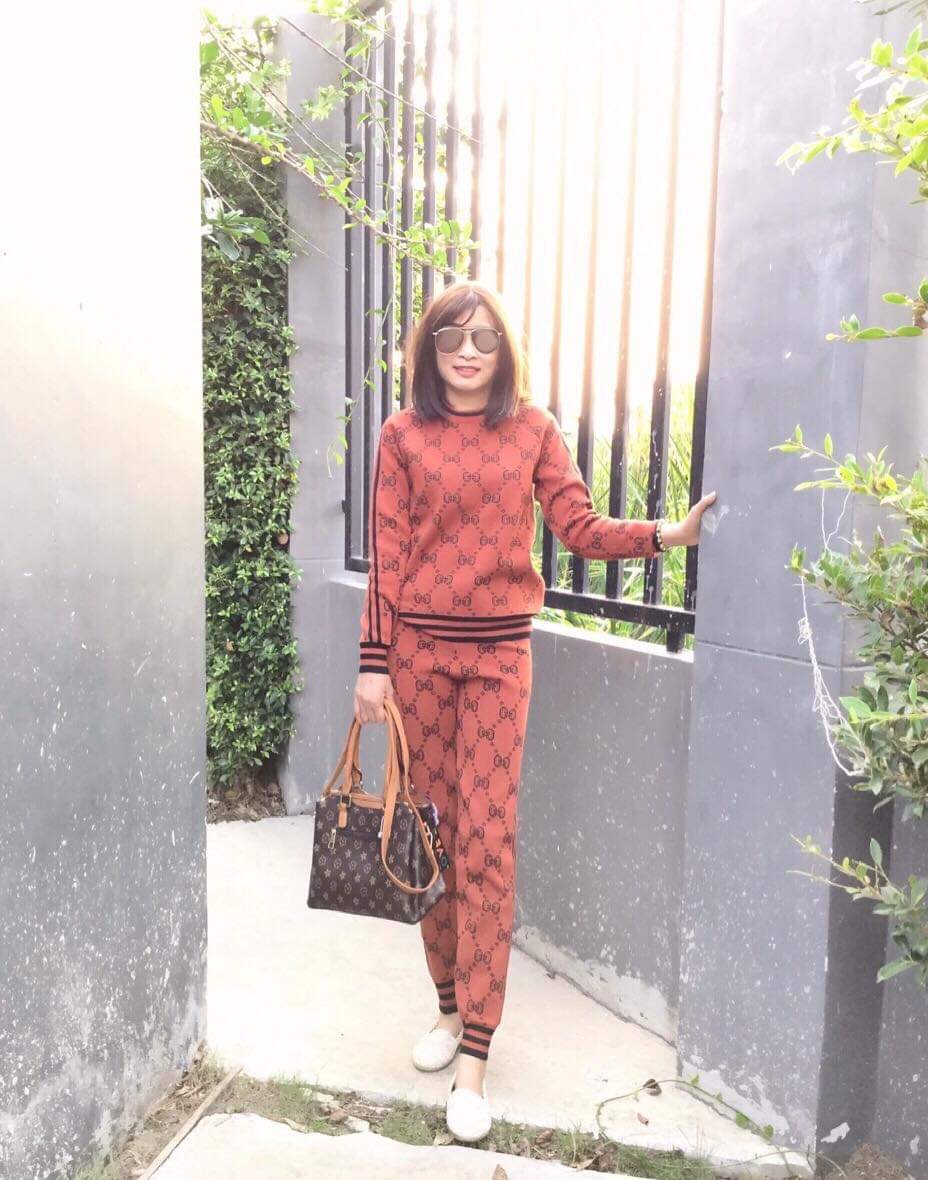 ชุดเซ็ทเสื้อกางเกงทอลายกุชชี่