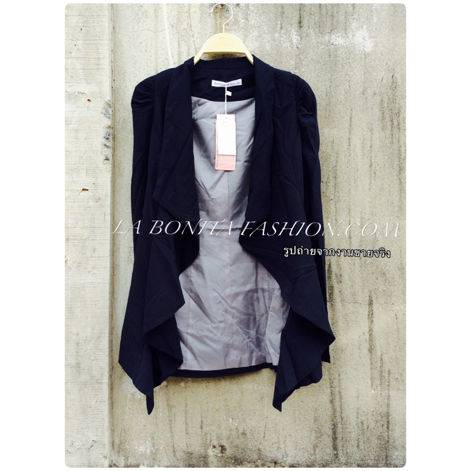 พร้อมส่ง Blazers เสื้อสูท /เสื้อคลุม ดีไซน์เก๋ ช่วงชายเสื้อพริ้วนิดๆ ทรงเสื้อใส่แล้วทำให้คุณสาวๆดูผอมเพรียวนะจ๊ะ