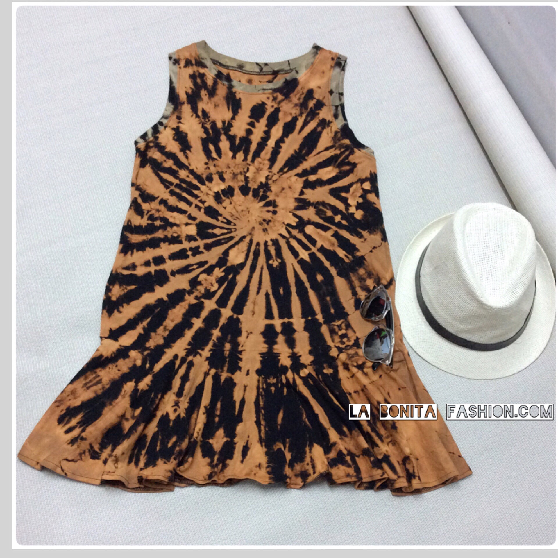 New!!!! เดรสผ้ายืดชายระบาย ลายผ้ามัดย้อม ผ้าลายสวยแปลกตา ผ้ายืดเนื้อดี เนื้อผ้านุ่มยืดหยุ่นดีค่ะ