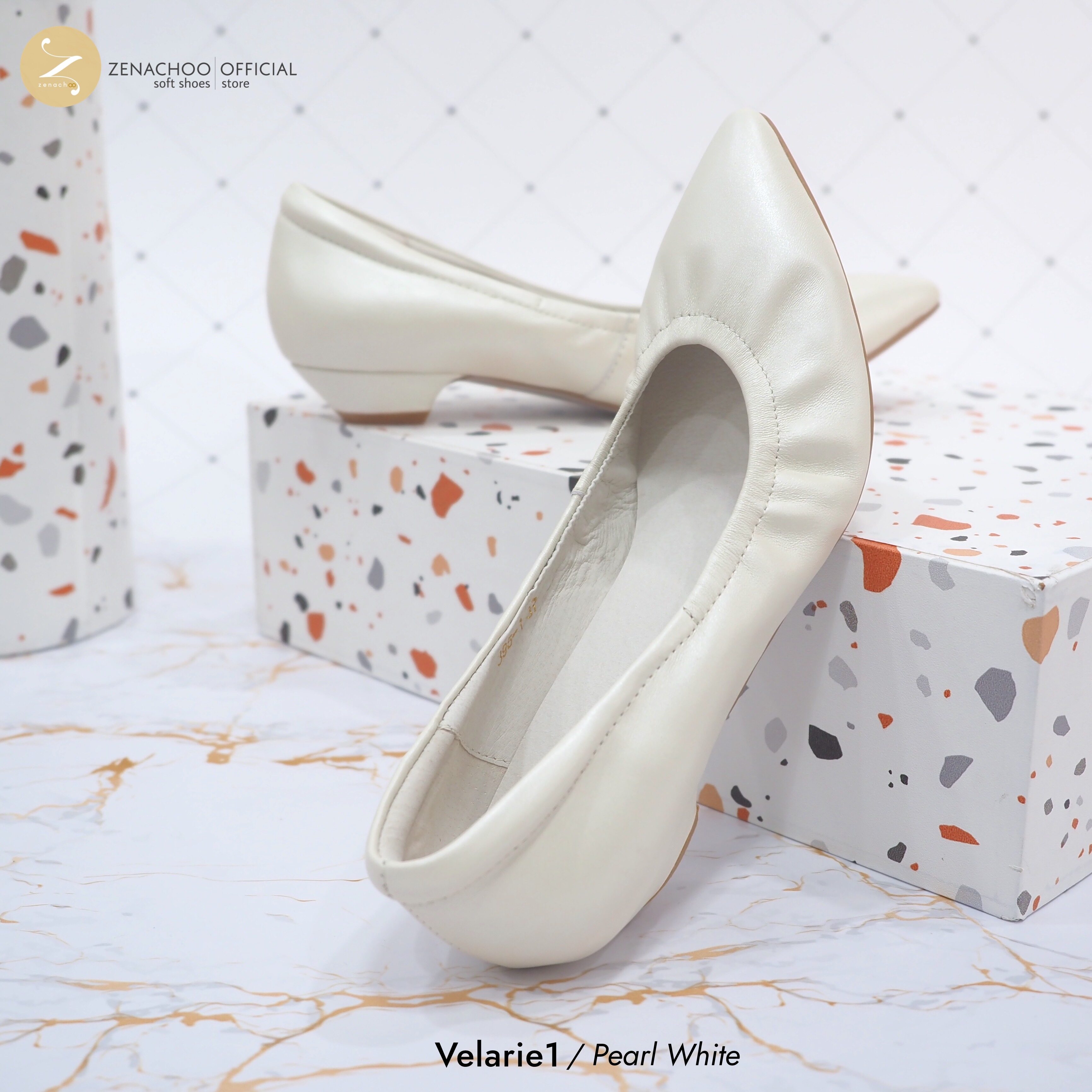 ทรงปกติ เปลี่ยนไซส์ได้-ไม่รับคืน Zenachoo รุ่นขายดี Velarie1 สูง 1นิ้ว สี Pearl White รองเท้าหัวแหลมหนังแกะแท้