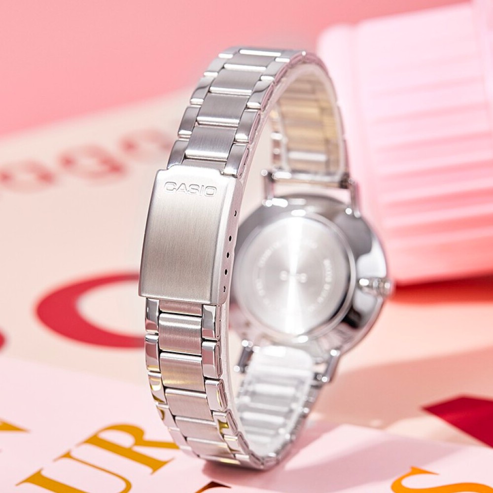 นาฬิกา Casio Standard Women นาฬิกาข้อมือผู้หญิง รุ่น LTP-VT01D LTP-VT01D-1B LTP-VT01D-2B LTP-VT01D-7