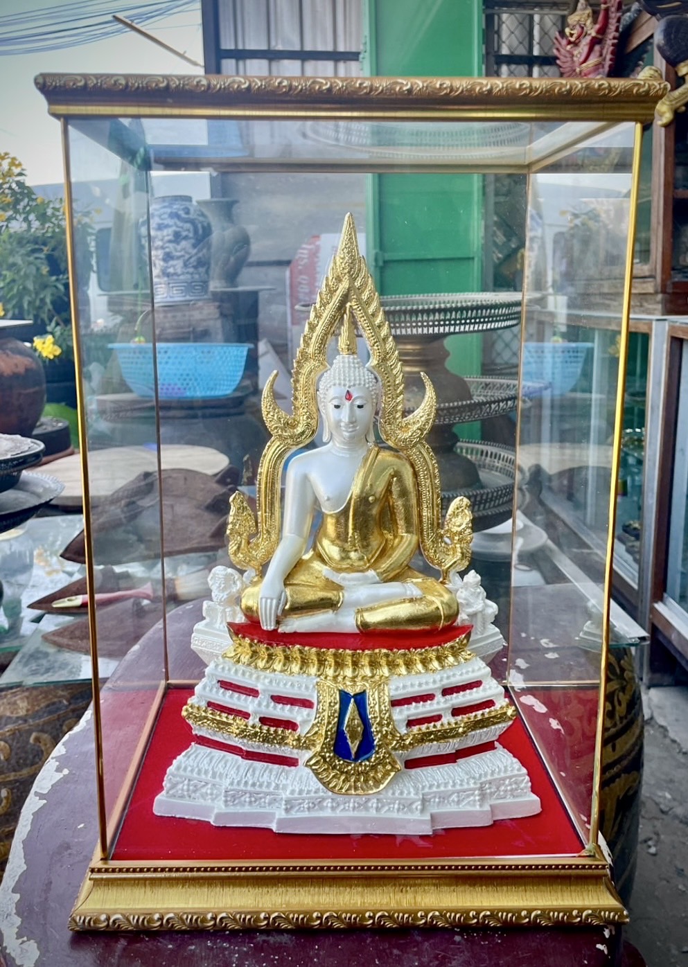 พระพุทธชินราชเรซิ่นปิดทอง หน้าตัก5นิ้ว พร้อมกรอบ