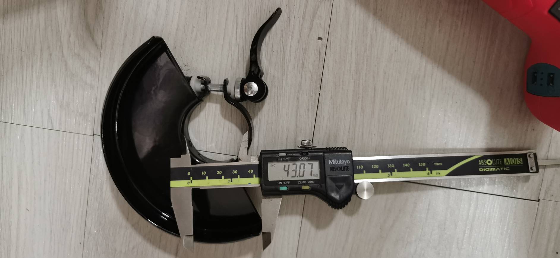 GA05 บังใบปลดเร็ว สำหรับหินเจียร 4 นิ้ว คอกลม 43 มิล รุ่นใส่ใบตัด 5 นิ้ว 125 มิล