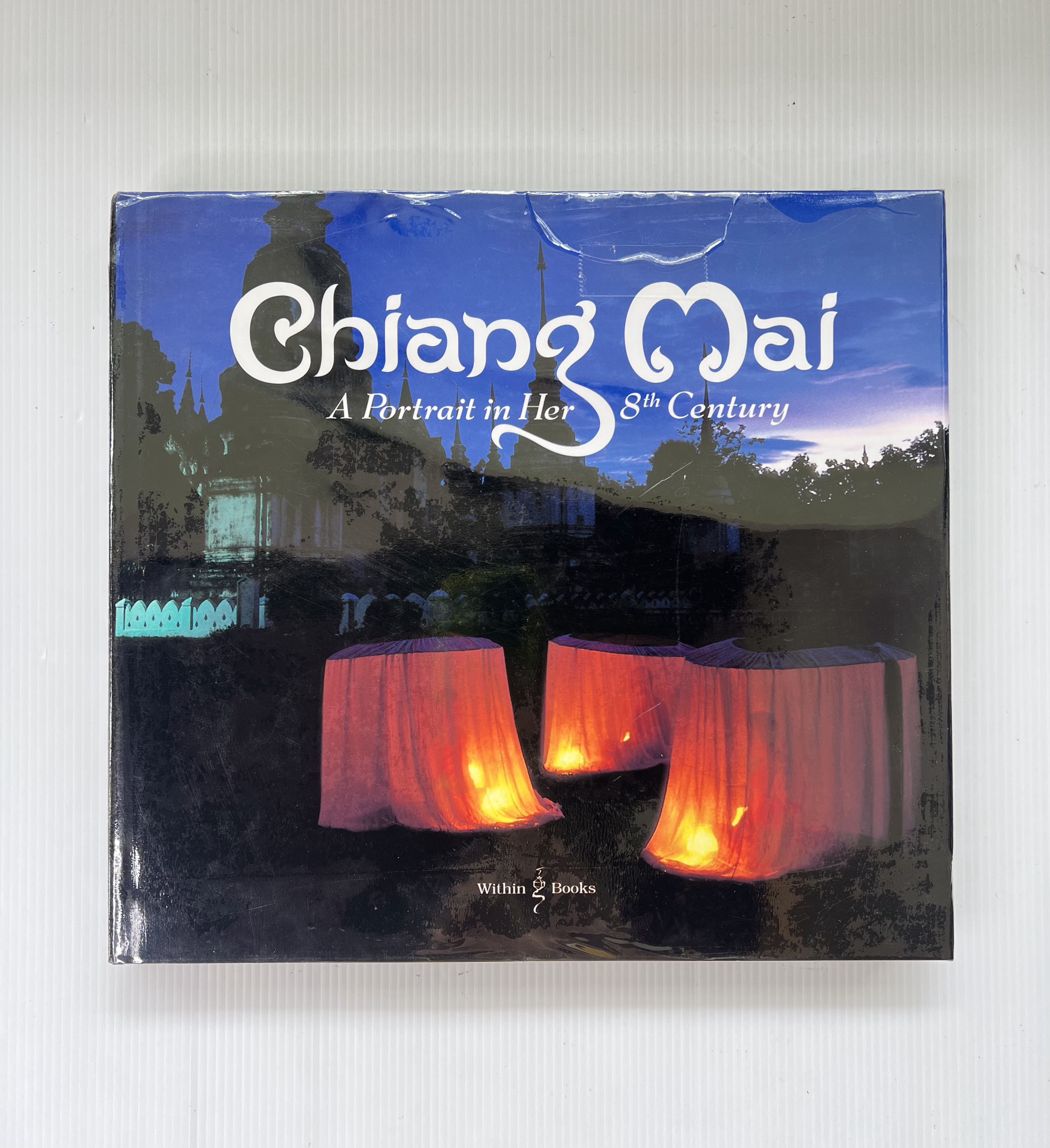 Chiang Mai: a portrait in her 8th century Kannika Promsao , Lawrence Maund , Ittipon Elajukanon 2005 90-99% Hardcover