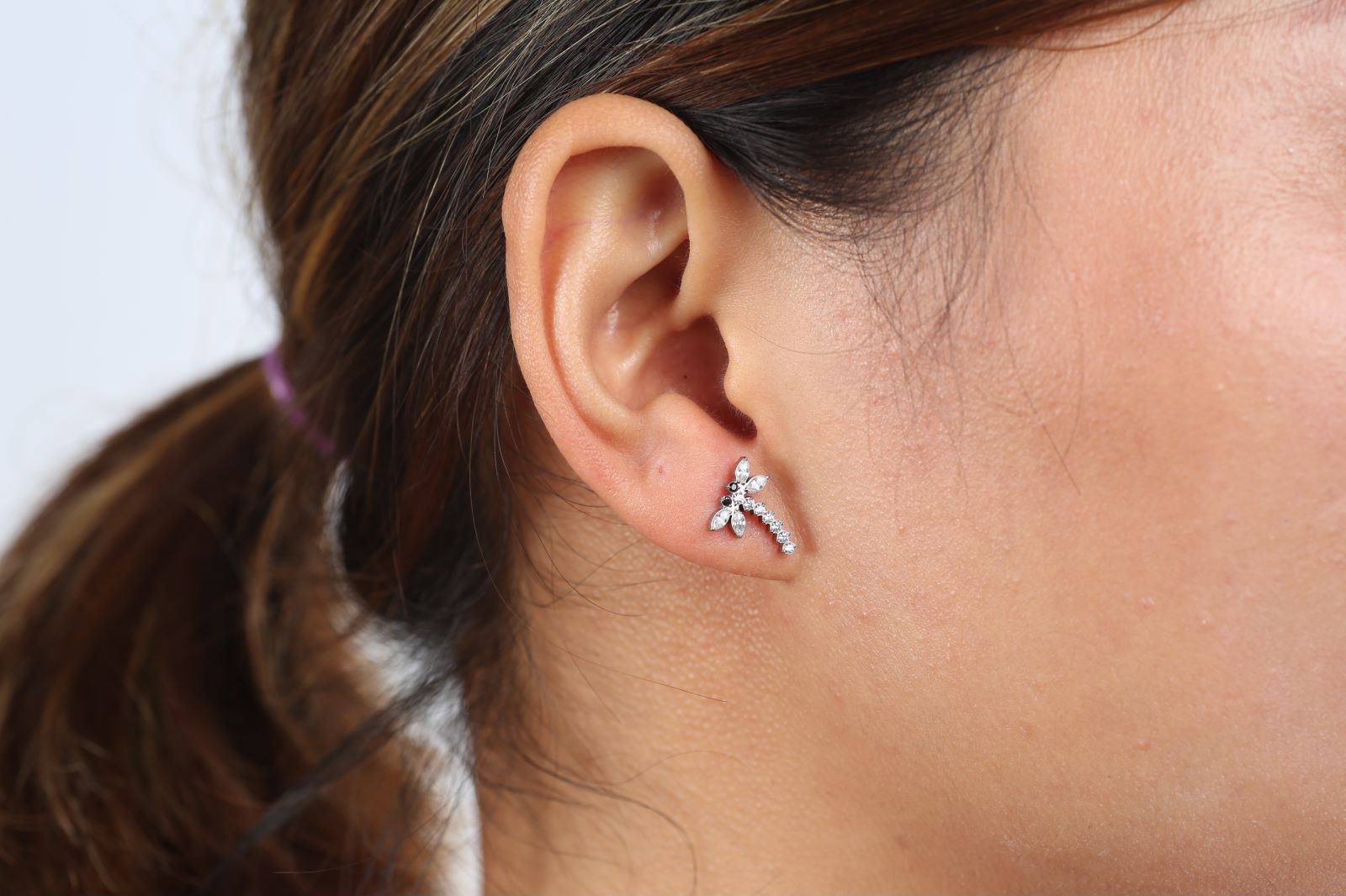 “เช็คสินค้าทัก line ก่อนโอนนะคะ”ไทเทเนี่ยม 100% ต่างหูสำหรับผิวแพ้ง่าย Dragon fly จิวแป้นแบนขันน็อต ขนาดก้านปกติ ราคา/ข้าง ETC139