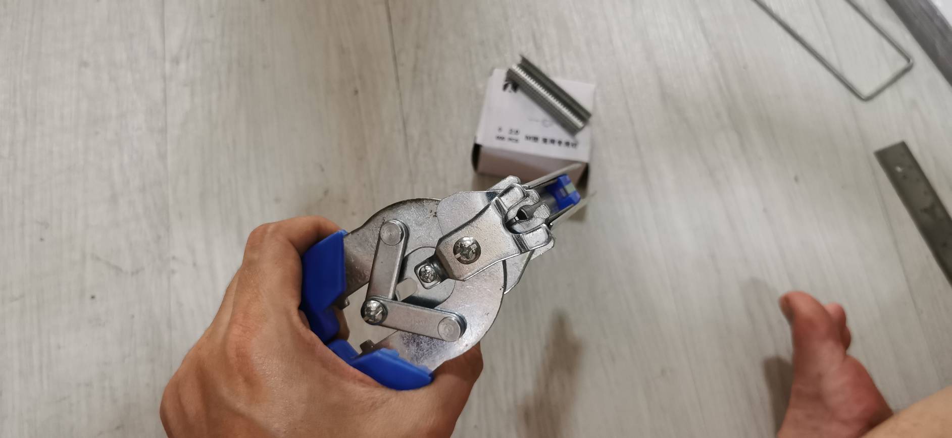 PL10 คีมมัดลวด พร้อมลวด 600 ตัว สำหรับมัดทำ กรงไก กรงนก กรงกระต่าย สุนัชขนาดเล็ก