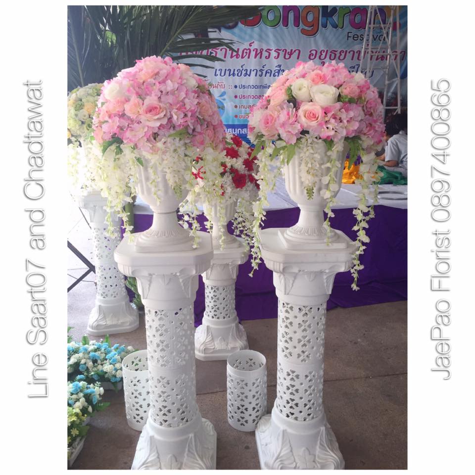 กระถางดอกไม้โรมัน พร้อมเสาโรมัน