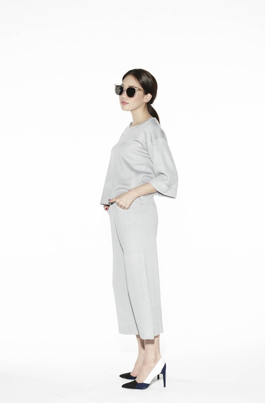 เซ็ทผ้าknitเนื้อบาง ผ้าดี ทรงสวยมากค่ะ