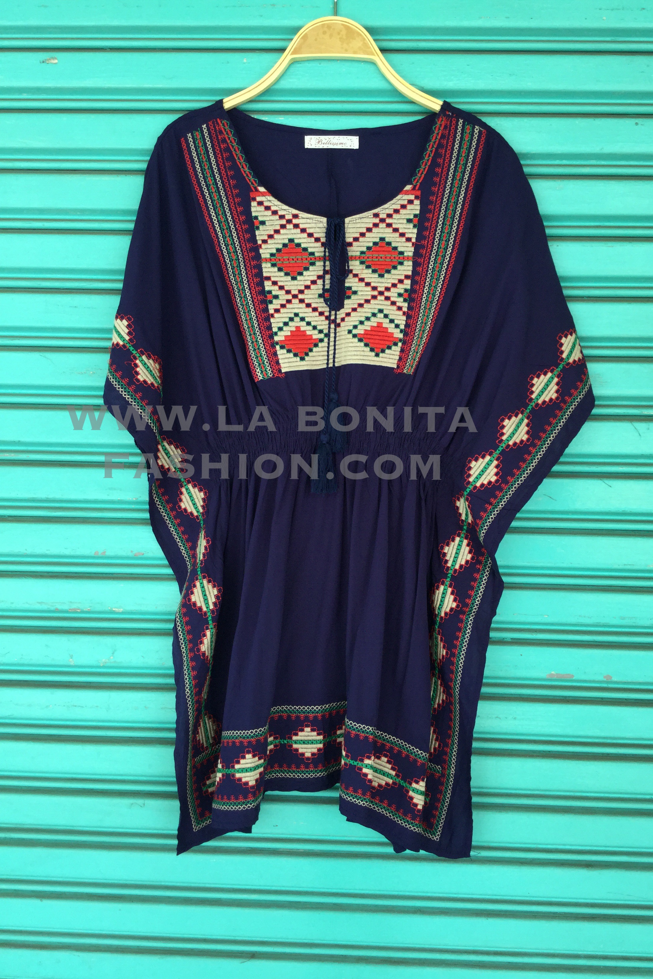 เดรสโบฮีเมียนทรงปีกค้างคาวจั้มเอว ปักลวดลายสวยๆ