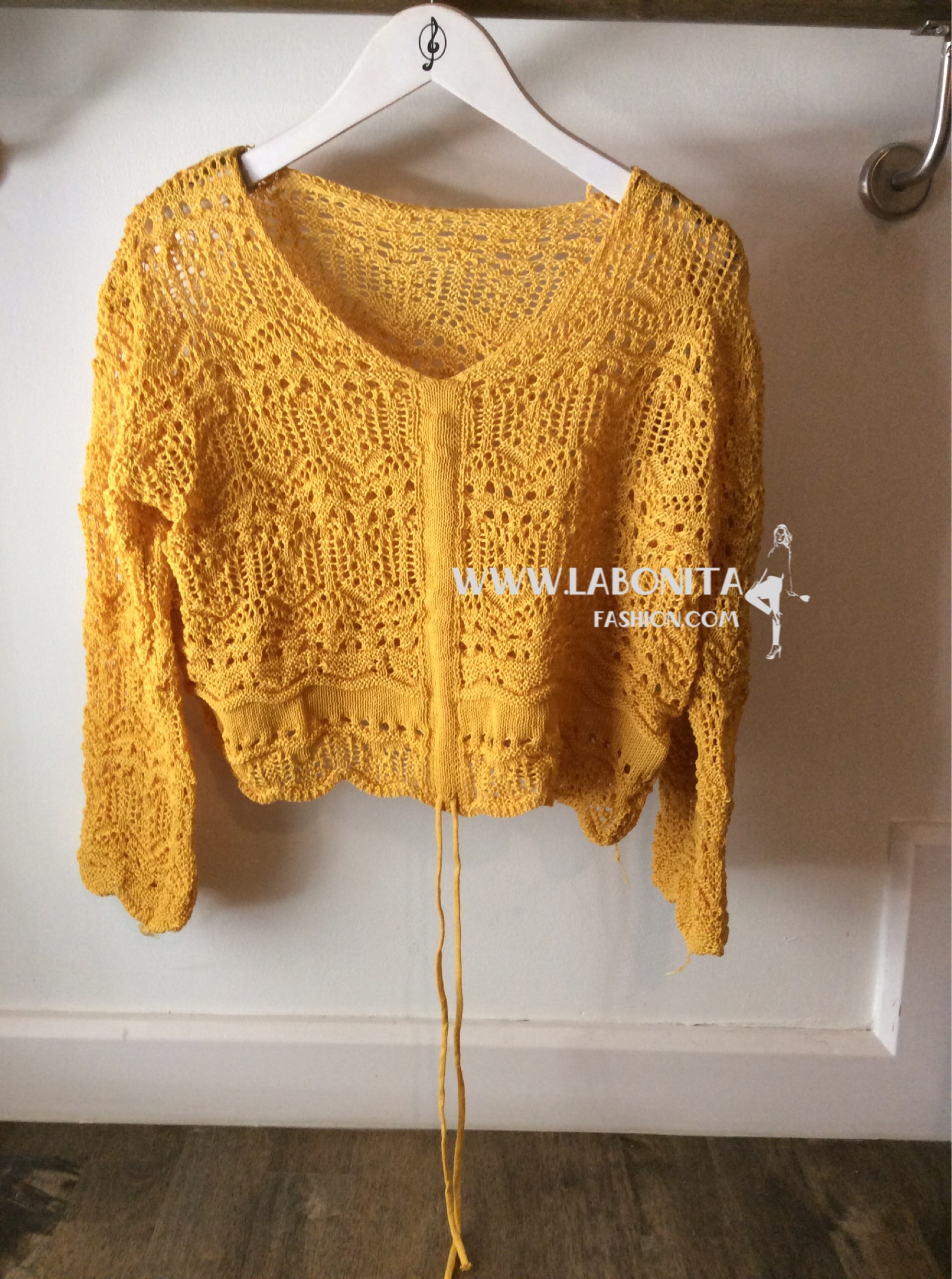 เสื้อถักโครเชต์แขนยาว สไตล์โบฮีเมียน ที่กำลังฮิตสุดในเวลานี้