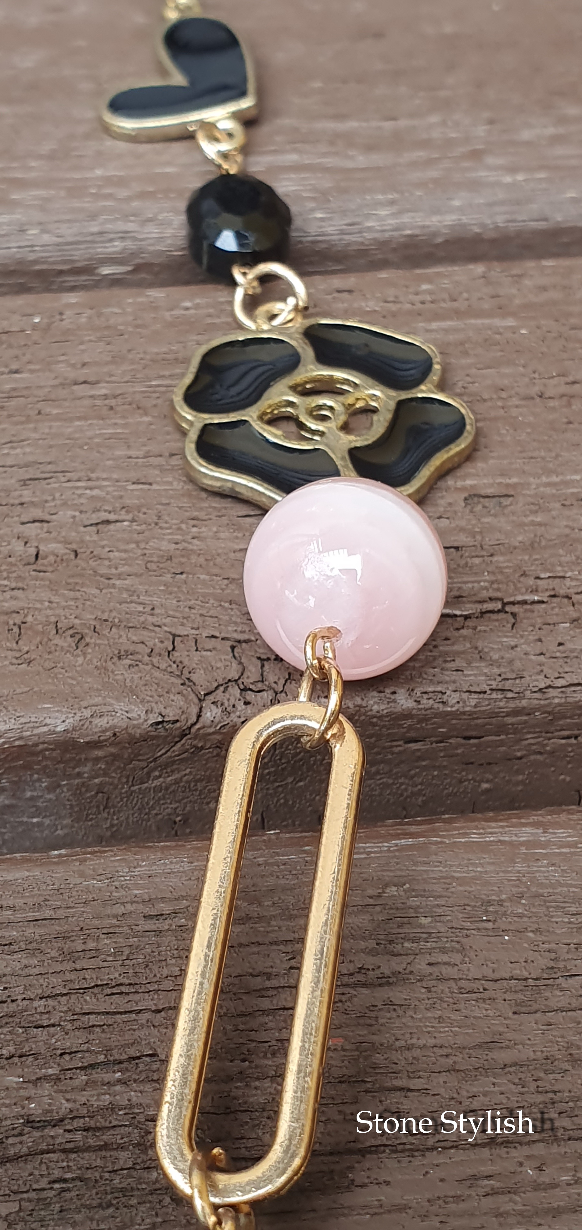 สร้อยคอโรสควอทซ์ + มูนสโตน #Rose Quartz + MoonStone Necklace