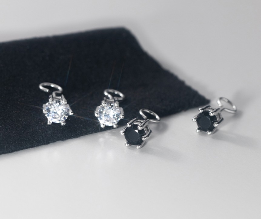 ไร้แป้น ไม่หลุด ไม่หาย ใส่นอนได้ไม่เจ็บ Dots ไร้แป้น (Backless Dots ราคา/ข้าง) CZ ขาว/ดำ_ES806