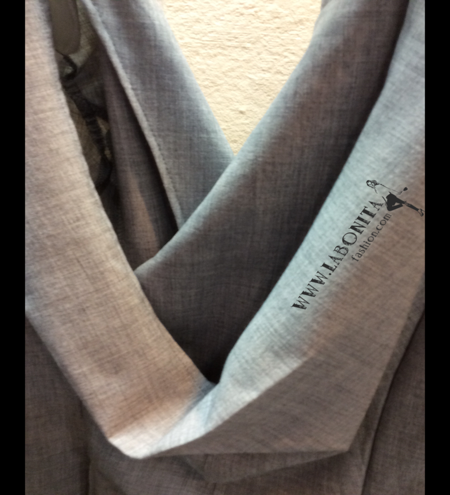 Blazer เสื้อสูทปกแบบ tailor ดีเทลด้านหลังถ่วง งานแบบเกร๋มากกก ผ้าดี๊ดี นุ่มมมมมมากกกบอกเลย