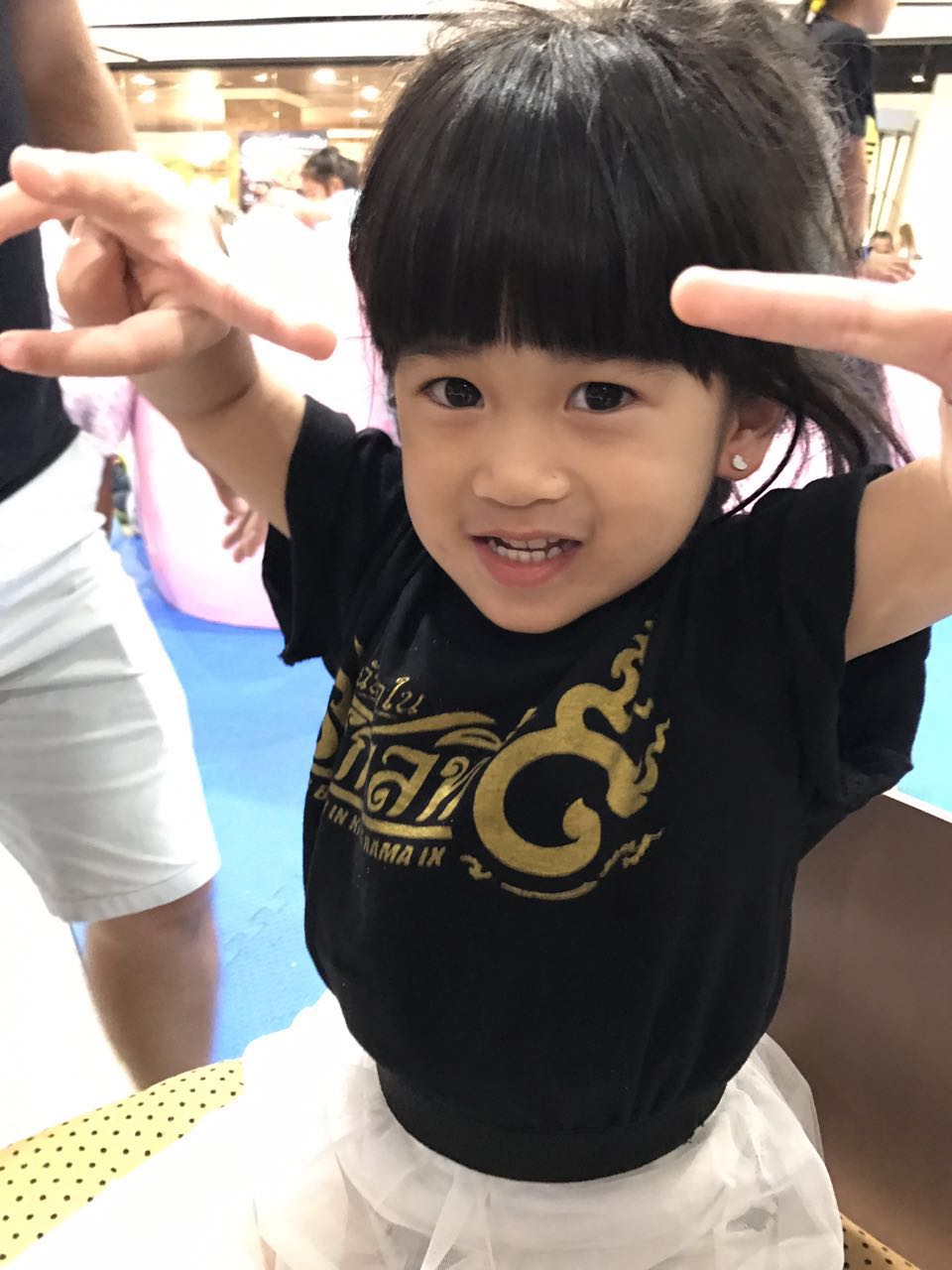 (ส่งฟรี แถมฟรีแป้นหมุดตัน)ต่างหูสำหรับผิวแพ้ง่าย Hello Kitty 40th limited edition สแตนเลสเกรดการแพทย์ ปลอดภัย 100%_STD048B