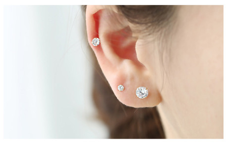 ต่างหูสำหรับผิวแพ้ง่าย เงินแท้ 92.5% Silver Eardots 6 leg