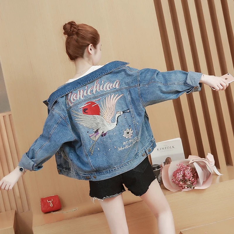 เสื้อยีนส์ แจ็คเก็ตยีนส์ ปักลายนกกระเรียนและดอกไม้