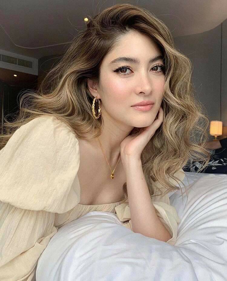 เสื้อแบบคุณญาญ่าใส่ ผ้าเหมือนที่คุณญาญ่าใส่เป๊ะๆ