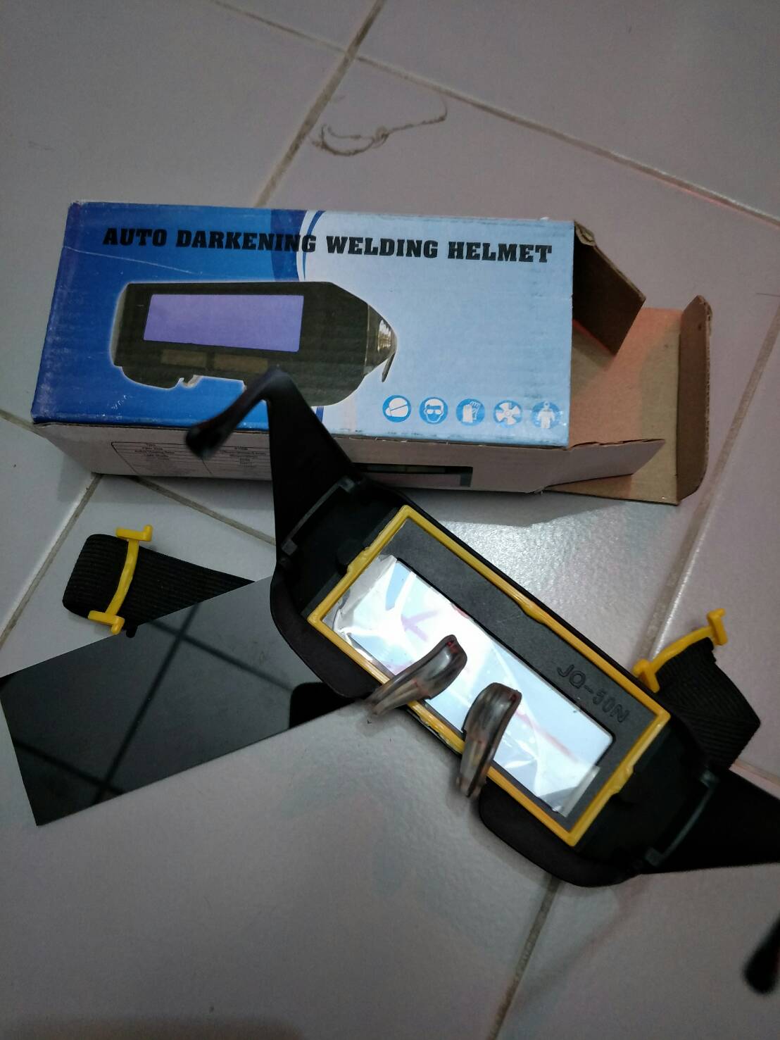 EG02 แว่นตาเชื่อมปรับแสงอัติโนมัติ แบบสวม เบา สบาย ใส่ง่าย ไม่ปวดตา