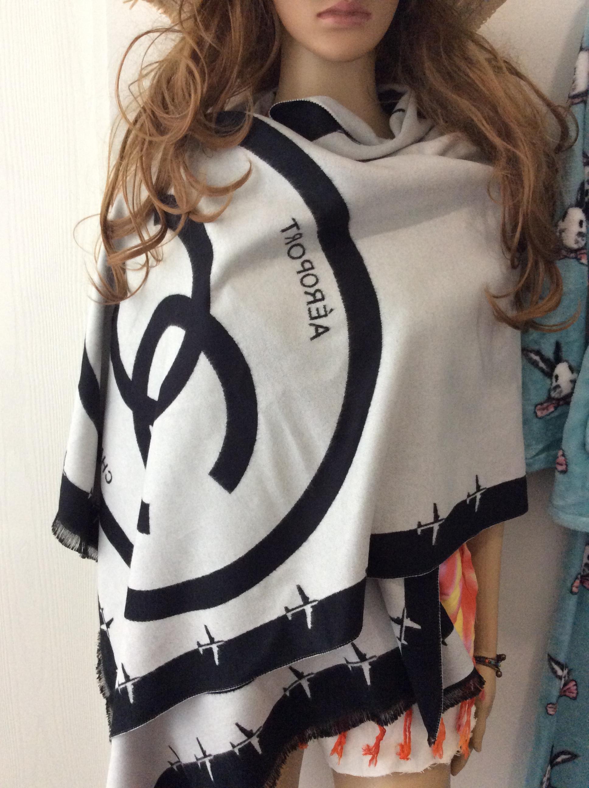 ผ้าคลุมไหล่Gucci ผ้าคลุมผืนใหญ่ใช้ได้2หน้า