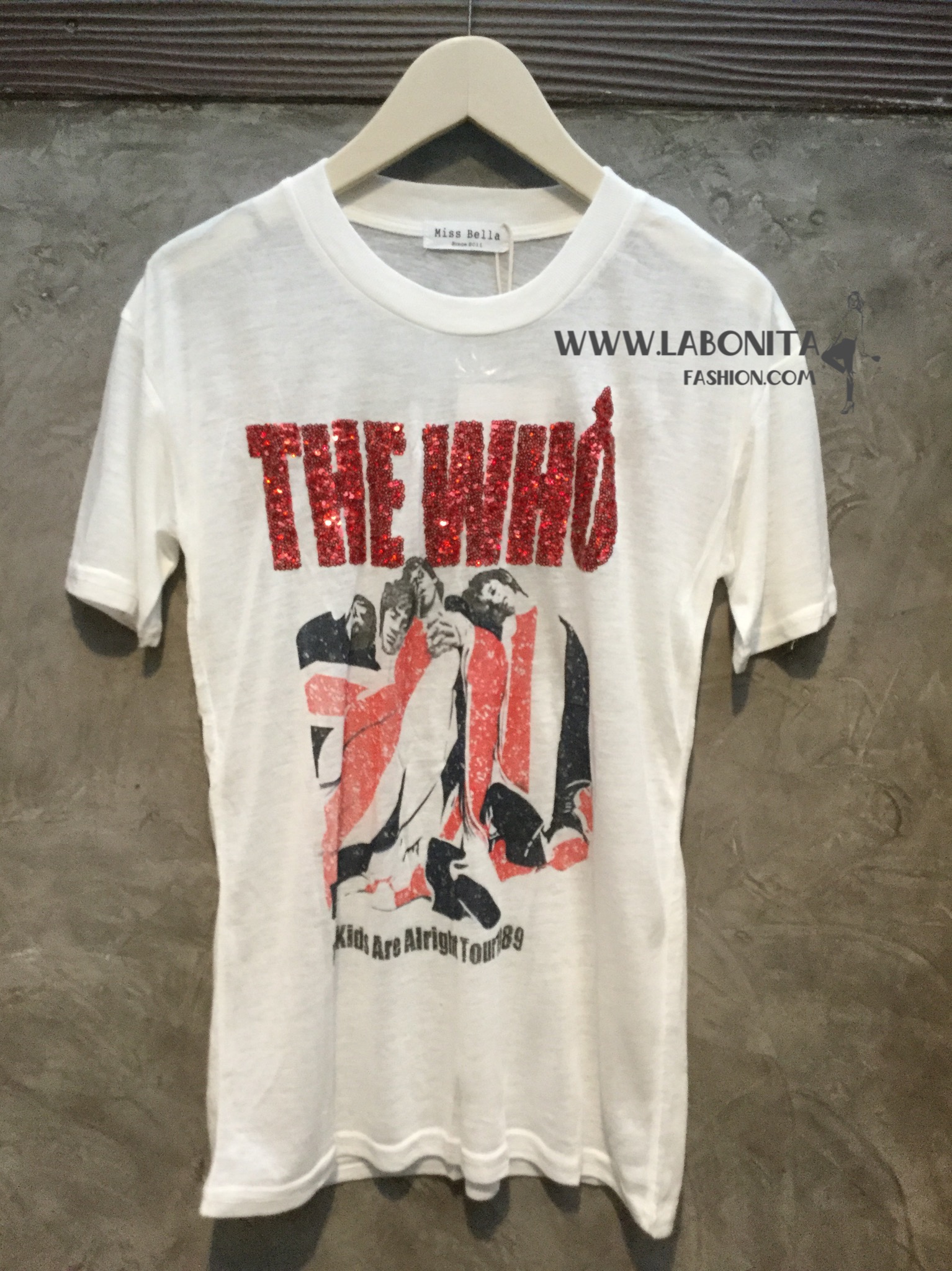 เสื้อร็อคผู้หญิง เสื้อยืดวงร็อคผ้าบางเฉียบทะลุทะลวงถึงใจไหมคะ??