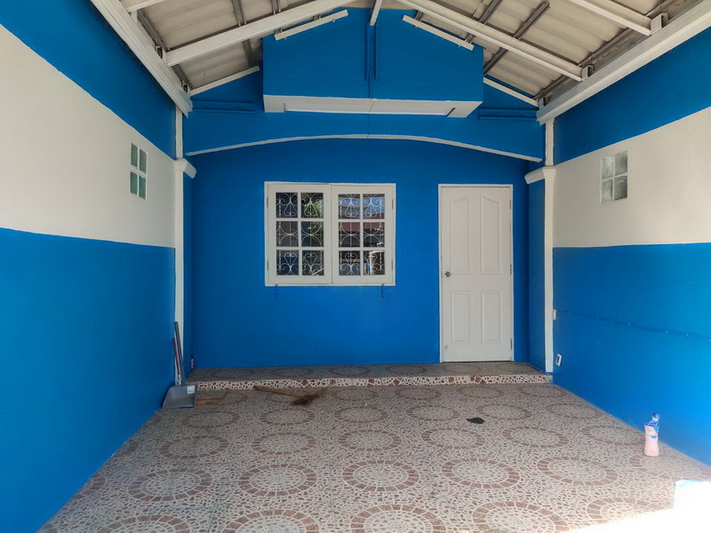 ทาวน์เฮ้าส์ 2 ชั้น ม.อู่ทองเพลส 2 คลอง 3 ลำลูกกา (ซ.เปียนนท์) ปทุมธานี ทำเลถนนเมน ห่างสถานีรถไฟฟ้าคูคตเพียง 5 นาที บ้านสวย ตกแต่งใหม่ พร้อมอยู่