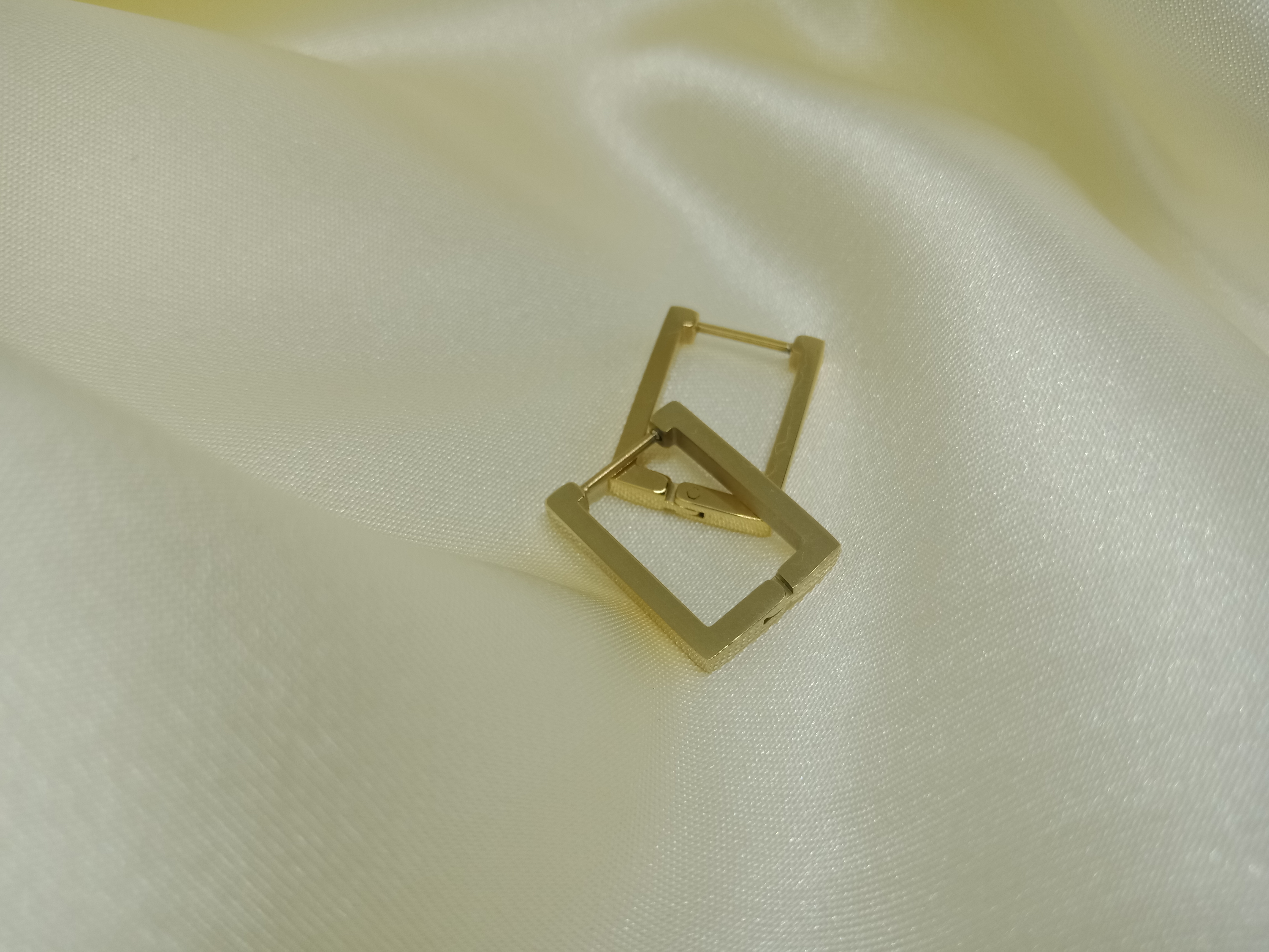 ต่างหูสำหรับผิวแพ้ง่าย C Sim H_ET089