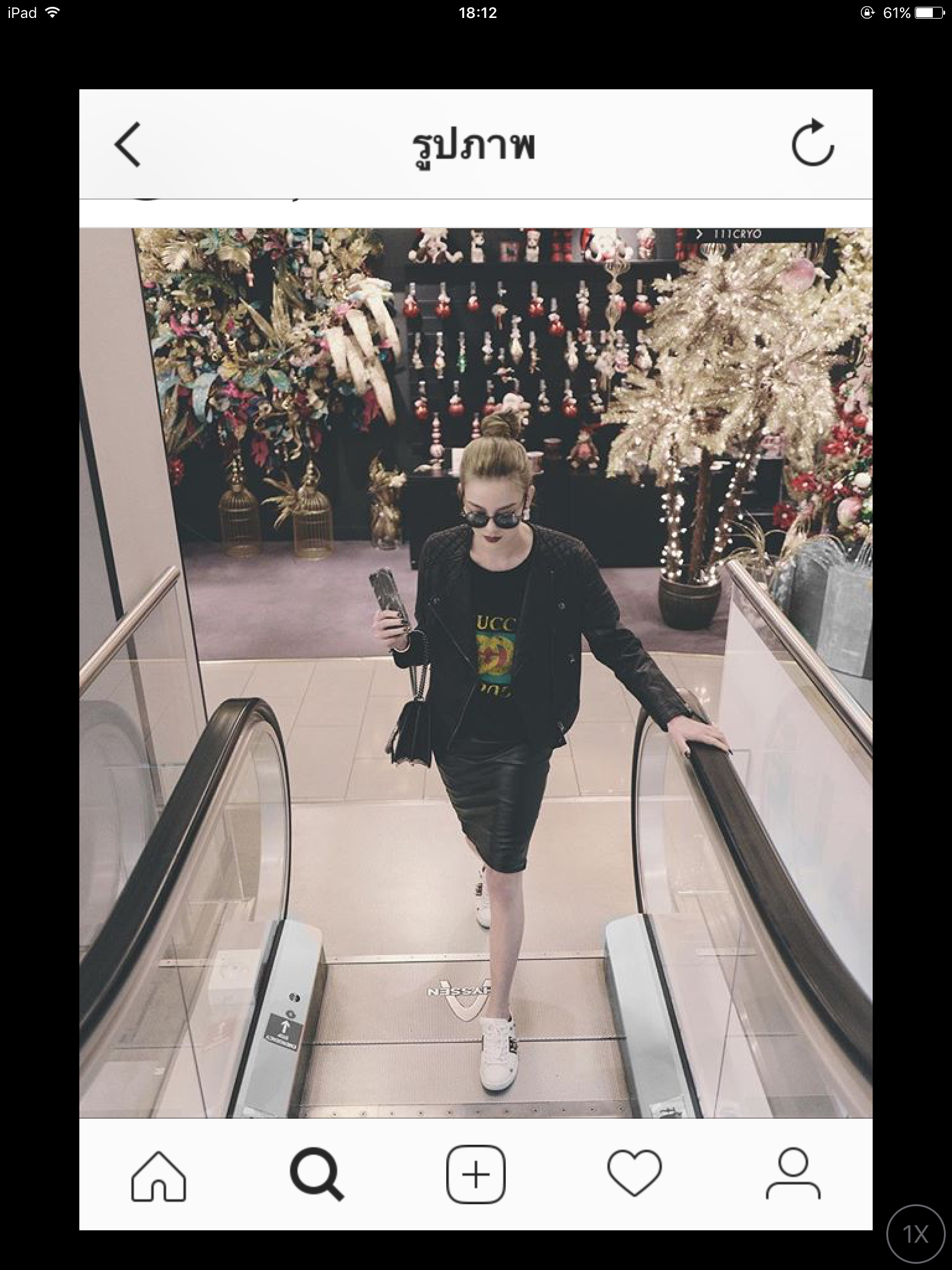 เสื้อยืดลายกุชชี่ แบบคุณดิว คุณพิมพ์ดาว คุณพลอย ใส่ เข่ามาแล้วนะคะ สีและบล๊อคพิมพ์เหมือนshop ลายนี้hit สุดๆ ของแท้เกือบสองหมื่นนะคะ แมตกับยีนส์สั้นยาว ใสๆวัยรุ่นชอบ งานN signature