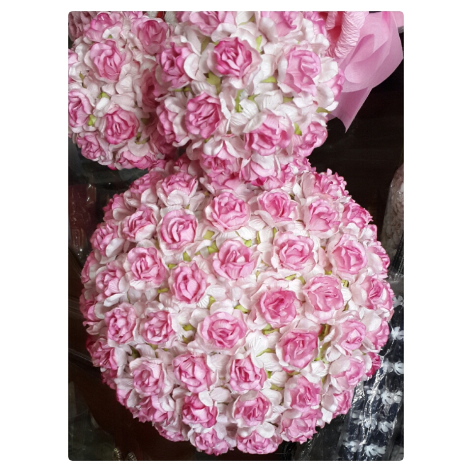 Flower Ball (ลูกบอลดอกไม้ผ้า สีชมพูอ่อน)