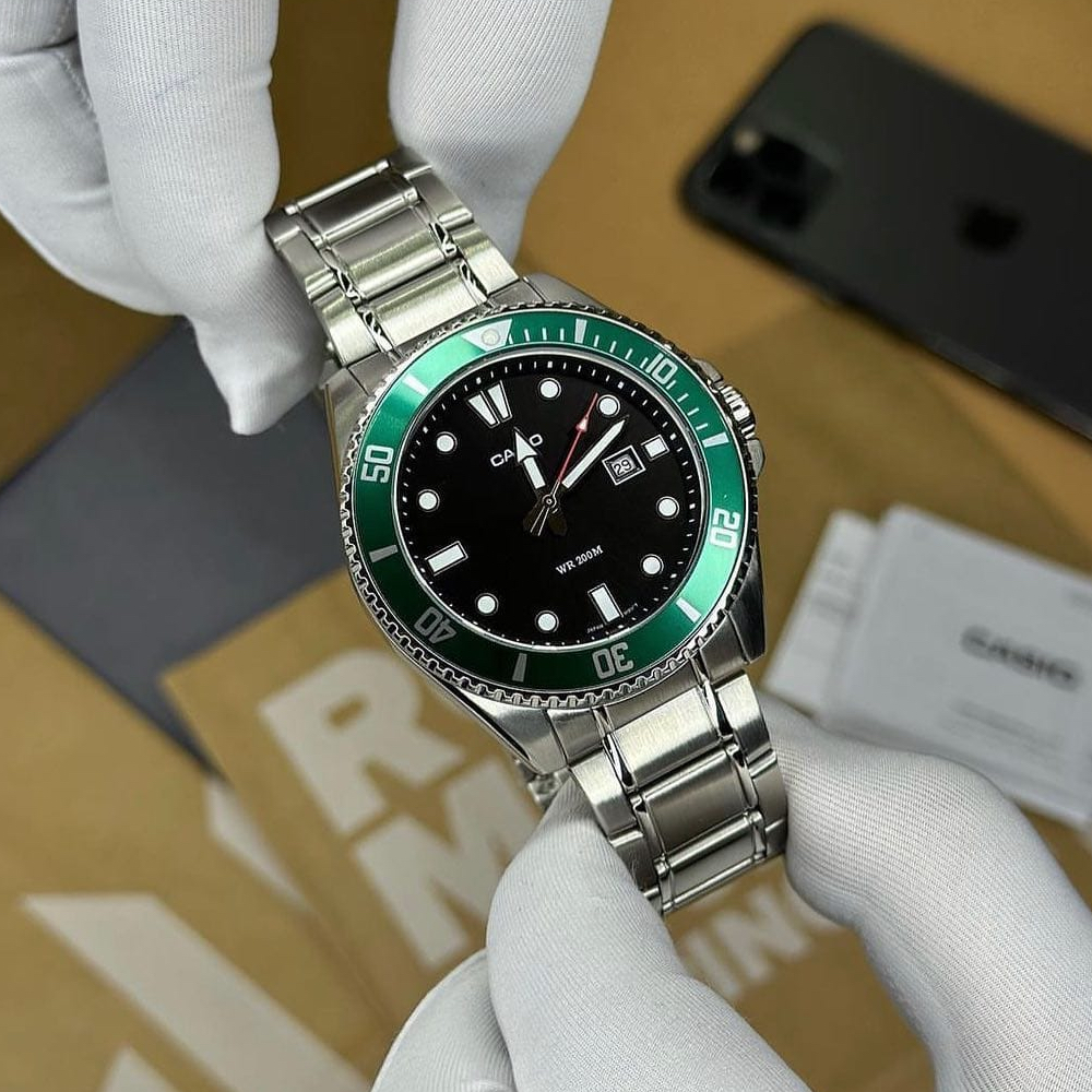 นาฬิกาข้อมือ Casio Standard Men MDV-107D สายแสตนเลส MDV-107D-1A1 MDV-107D-1A3 MDV-107D-1A3 MDV-107D-3A MDV-107D-3A2 MDV-107D-5A MDV-107D-7A MDV-107D-8A