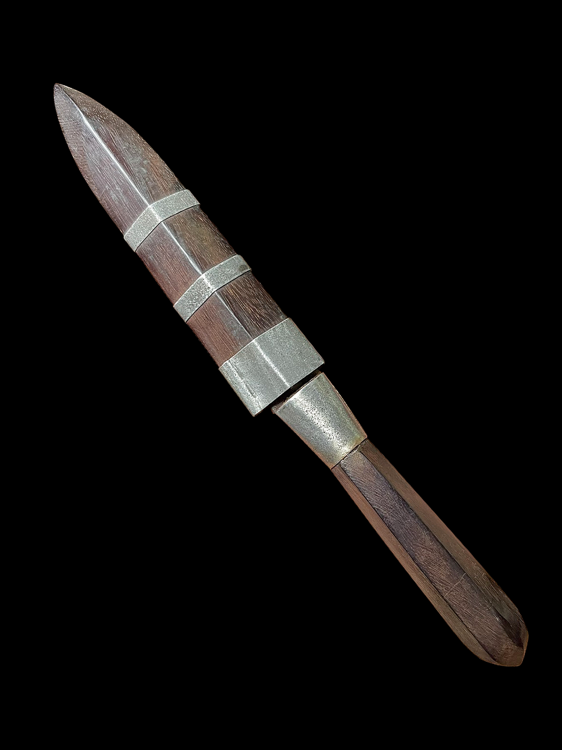 มีดหมอหลวงพ่อรุ่งวัดหนองสีนวล นครสวรรค์ ไม้พญางิ้วดำ ยุคต้น